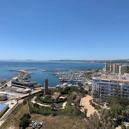 Cozy Beachfront 2b Apartment Estepona