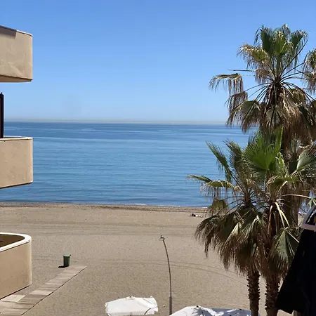 Cozy Beachfront 2b * Estepona