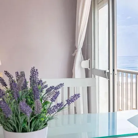 Apartment Cozy Beachfront 2b *